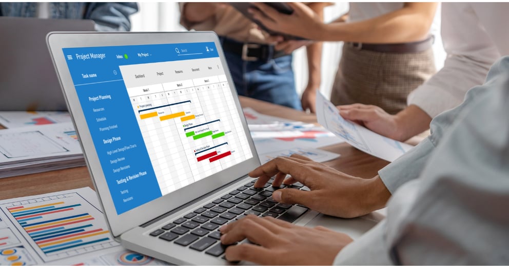 https://24172997.fs1.hubspotusercontent-na1.net/hubfs/24172997/Grupo%20UPAX/Blog/BLOG%20junio%2026/publicidad%20exterior%20temporada%20alta%20planeaci%C3%B3n.png